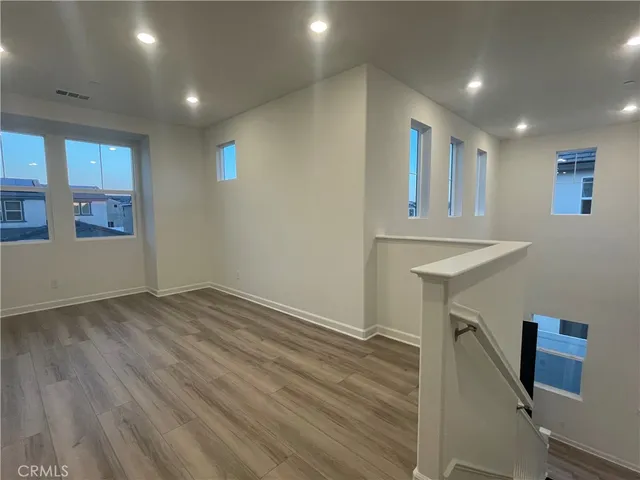 $4,600 | 115 Metz, Oceanside, CA 92057