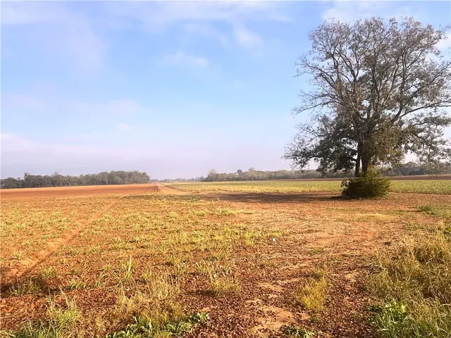 $412,500 | 596 Crackville Road, Evergreen, LA 71333