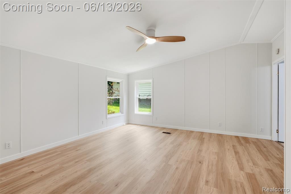 4420 Dublin Road Burton, MI 48529 - Photo 15 of 56