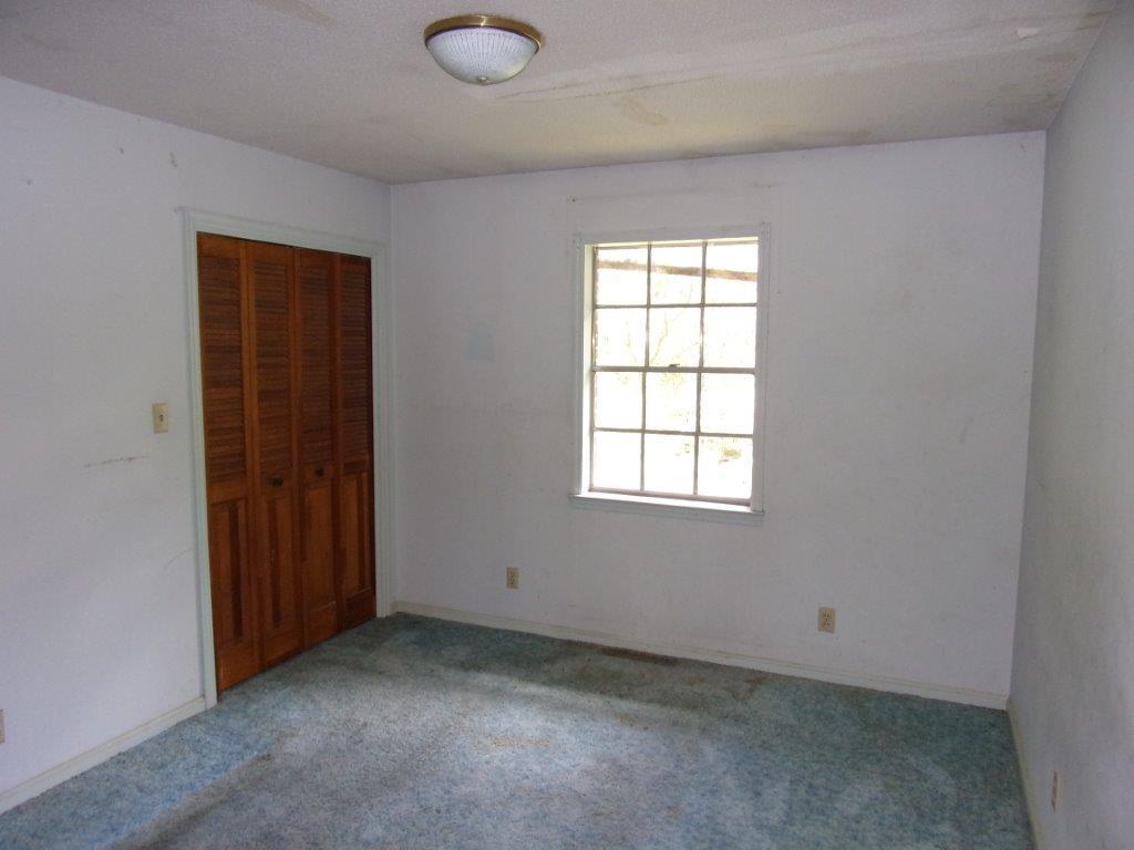 3409 Green Sims Road Dalton, GA 30721 - Photo 6 of 12 101_6492