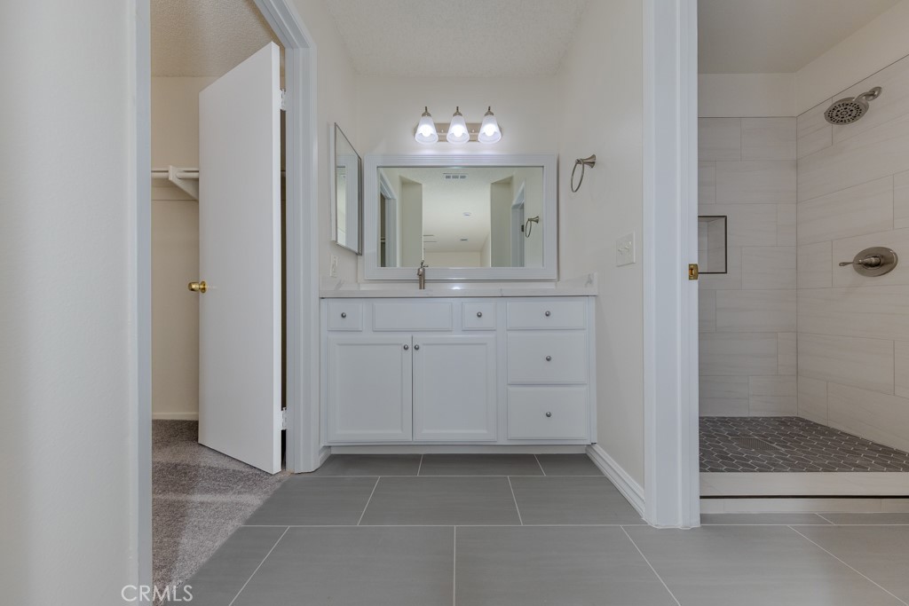 23222 Orange, Unit 4 Lake Forest, CA 92630 - Photo 25 of 35 a view of a hallway with front door