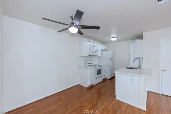 $475,000 | 23222 Orange, Unit 4, Lake Forest, CA 92630