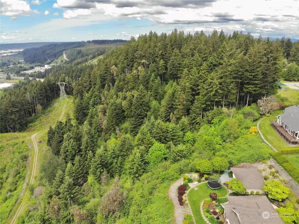 $199,900 | 7814 176th Ave Court East, Bonney Lake, WA 98391