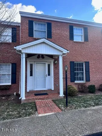 $284,500 | 2734 East Oakland Avenue, Unit D39, Johnson City, TN 37601