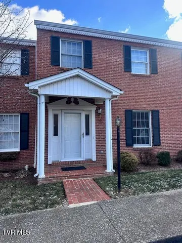 $294,900 | 2734 East Oakland Avenue, Unit D39, Johnson City, TN 37601