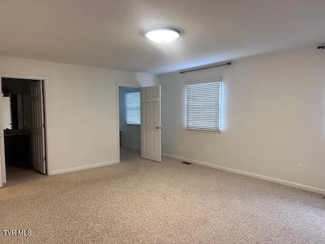 $294,900 | 2734 East Oakland Avenue, Unit D39, Johnson City, TN 37601