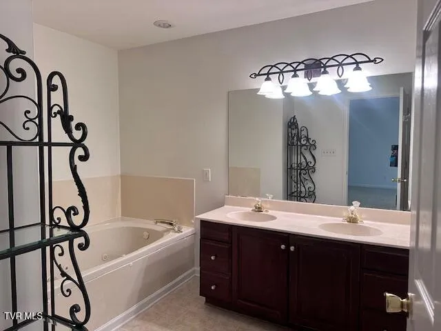 $294,900 | 2734 East Oakland Avenue, Unit D39, Johnson City, TN 37601