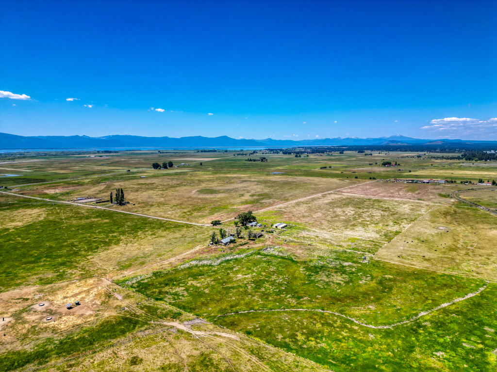27233 Modoc Point Road Chiloquin, OR 97624 - Photo 16 of 24 Modoc Point-16