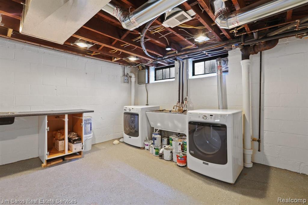 897 Rivard Boulevard Grosse Pointe, MI 48230 - Photo 17 of 19