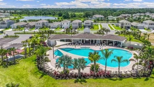 5367 Oxford Gray Road, Unit 5367 Wesley Chapel, FL 33545 - Photo 32 of 33