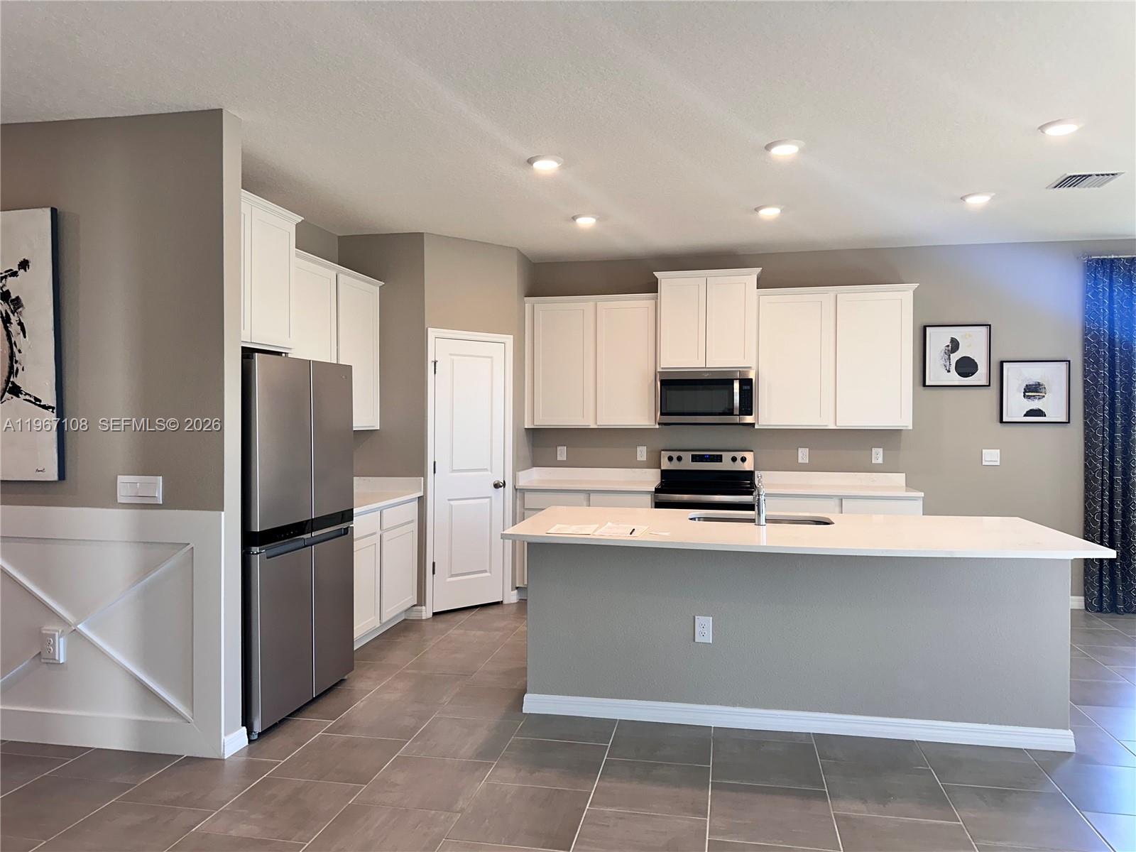 5367 Oxford Gray Road, Unit 5367 Wesley Chapel, FL 33545 - Photo 6 of 33