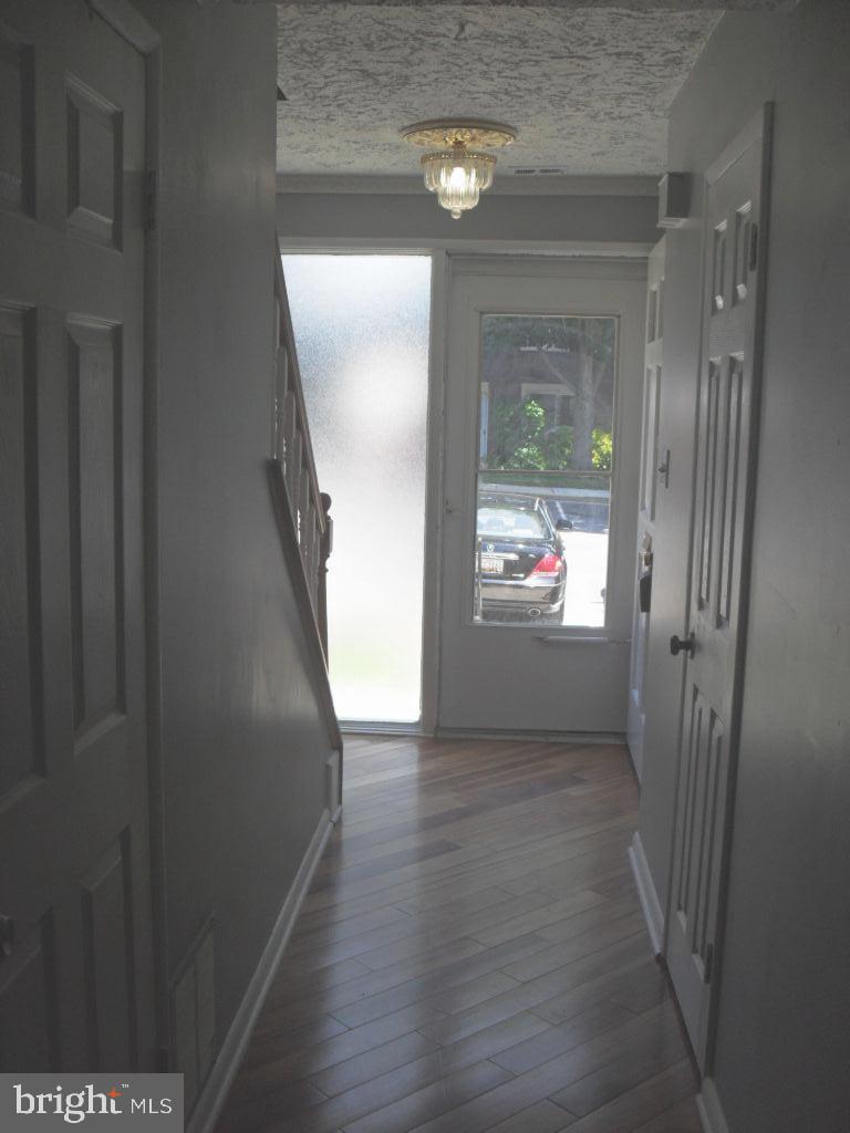 214 West Deer Park Road, Unit 27B Gaithersburg, MD 20877 - Photo 2 of 19