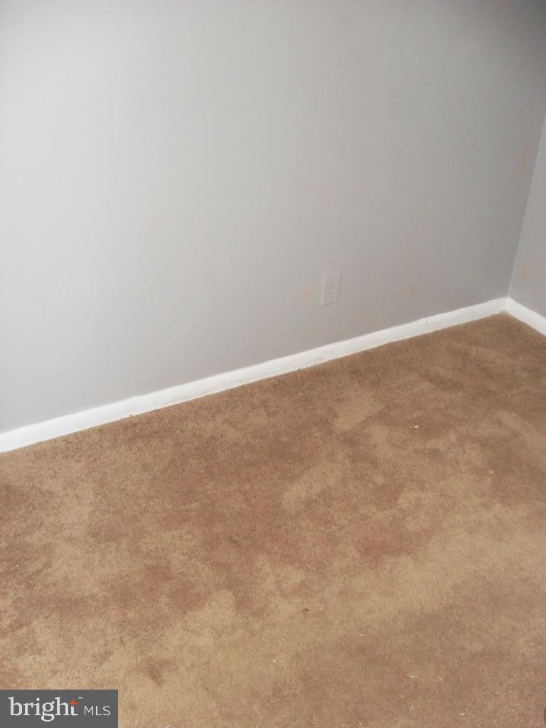 214 West Deer Park Road, Unit 27B Gaithersburg, MD 20877 - Photo 14 of 19