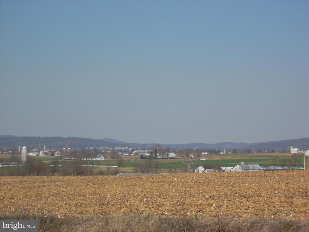 1012 Pleasant View Road Ephrata, PA 17522 - Photo 3 of 29