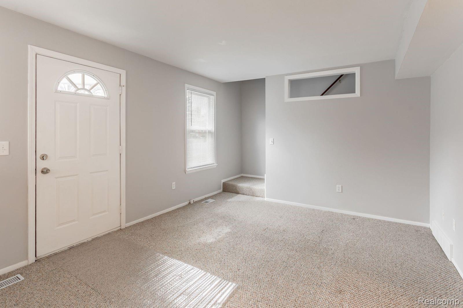 19450 Inkster Road Redford, MI 48240 - Photo 2 of 26 DVDpMerA.jpeg
