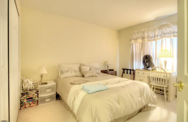 $299,000 | 56 West Delray Lane, Absecon, NJ 08201