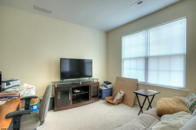 $299,000 | 56 West Delray Lane, Absecon, NJ 08201