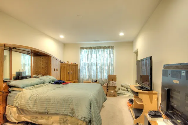 $299,000 | 56 West Delray Lane, Absecon, NJ 08201