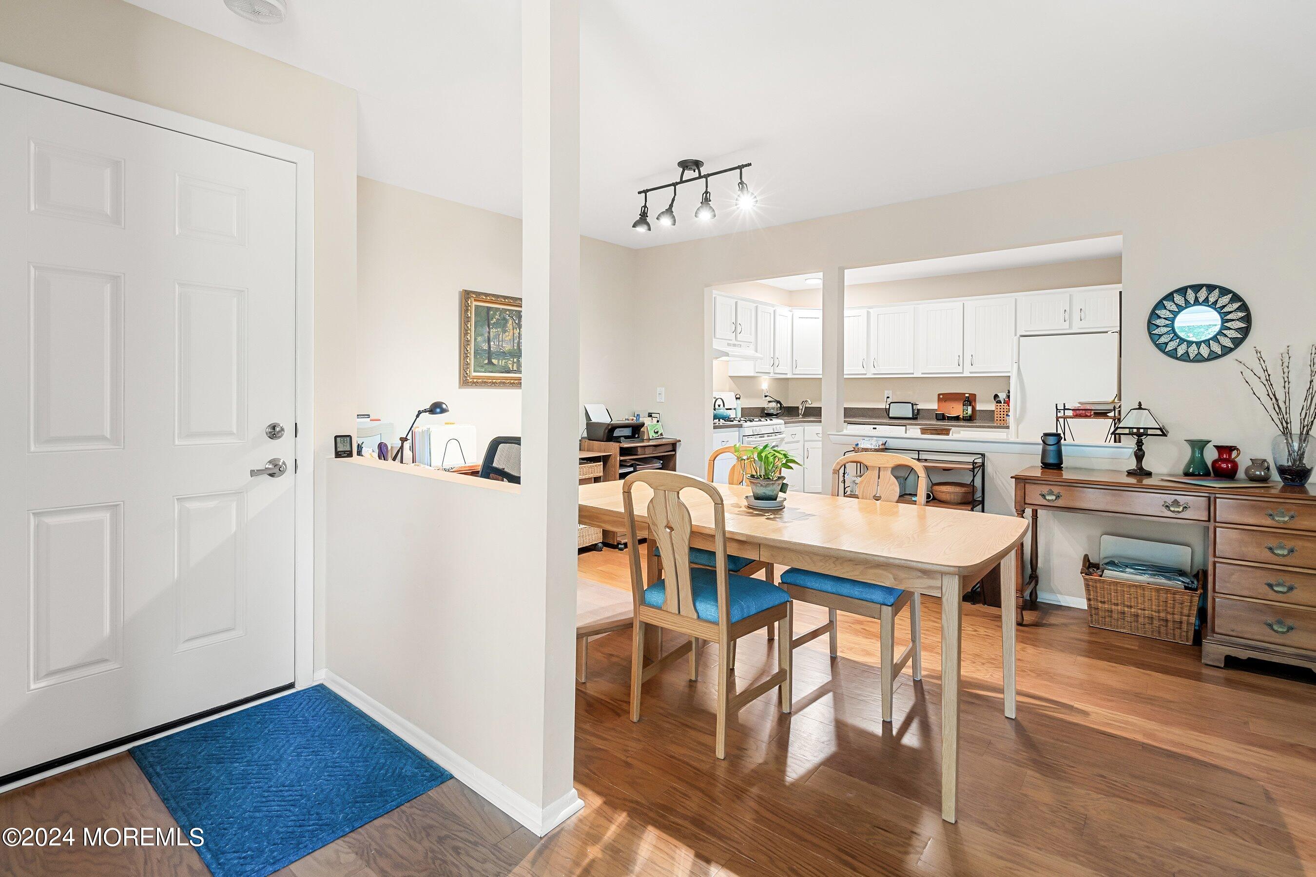 503-8 Harding Road, Unit 8 Freehold, NJ 07728 - Photo 7 of 26 07-Foyer to Dining and Kitchen