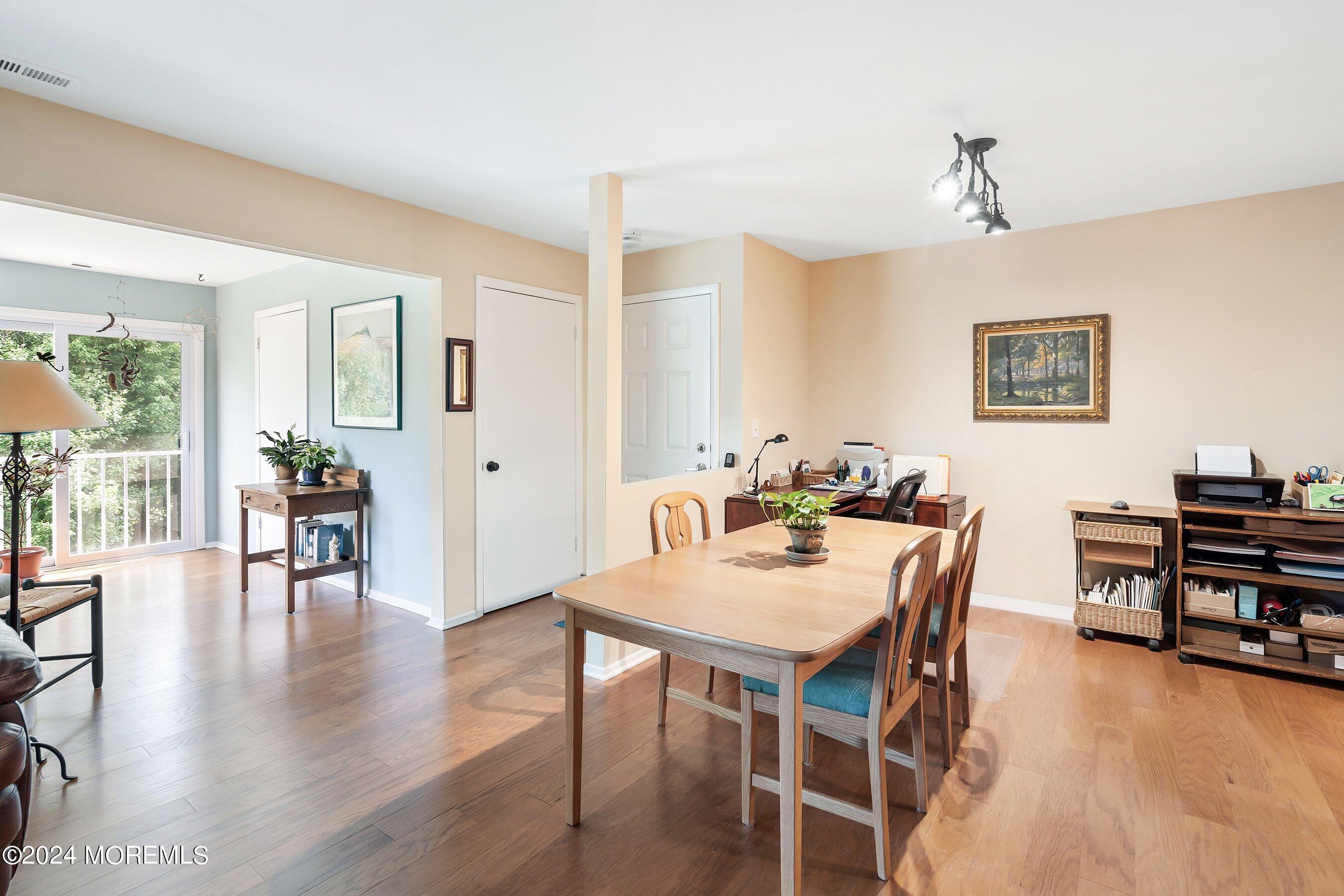 503-8 Harding Road, Unit 8 Freehold, NJ 07728 - Photo 8 of 26 08-Dining