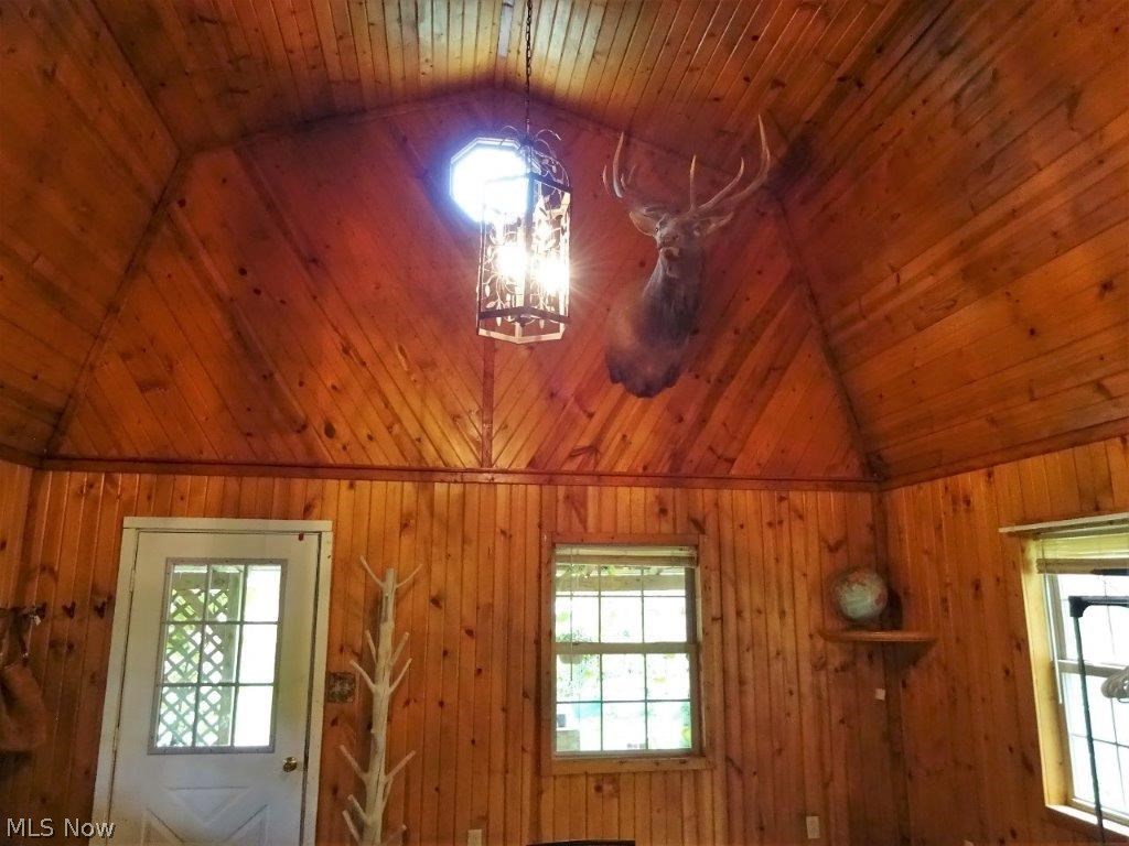 413 Laurel Road Spencer, WV 25276 - Photo 3 of 35