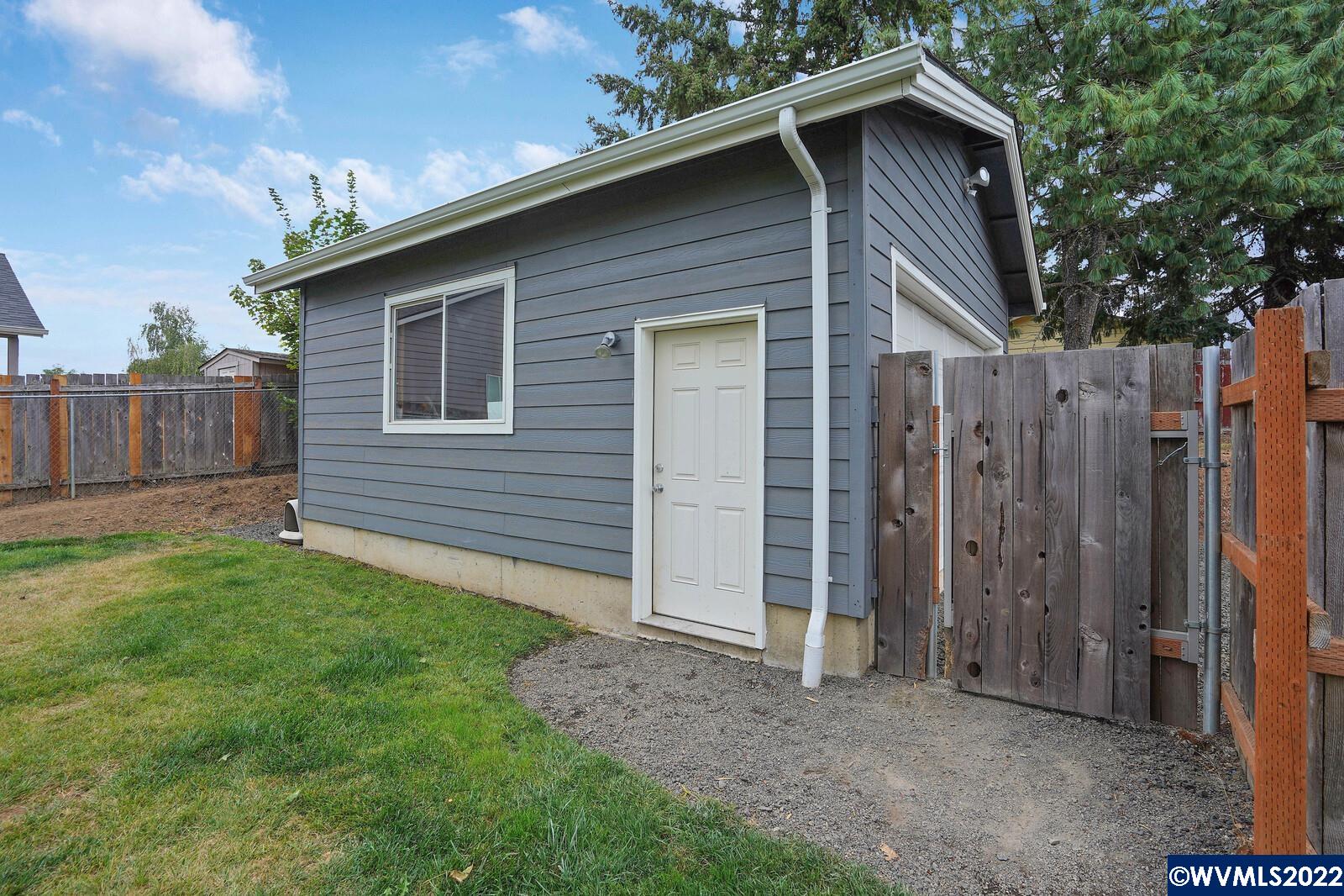 285 Southwest Jasper Street Dallas, OR 97338 - Photo 9 of 37 Gallery Image 9