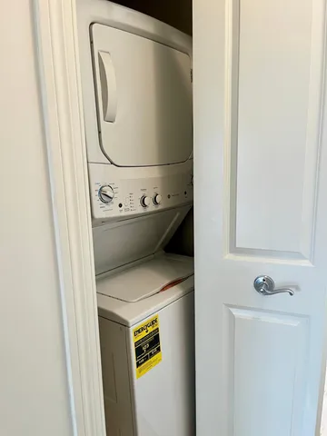 $3,050 | 370 Marshall Avenue, Unit 503, St. Paul, MN 55102