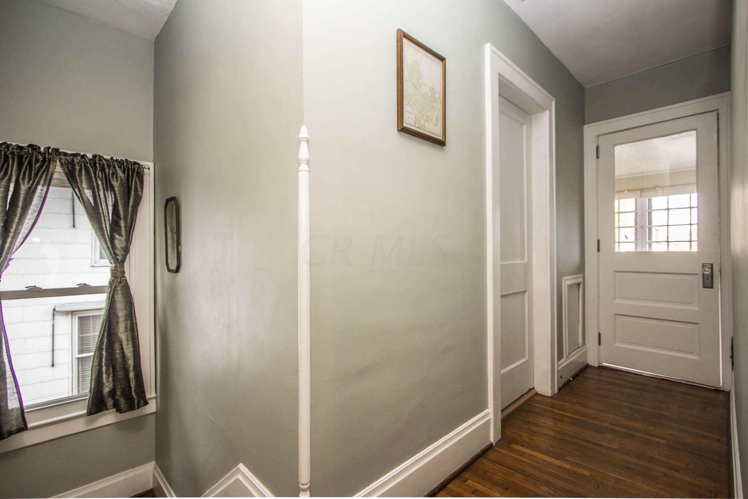 51 East Pacemont Road Columbus, OH 43202 - Photo 23 of 42