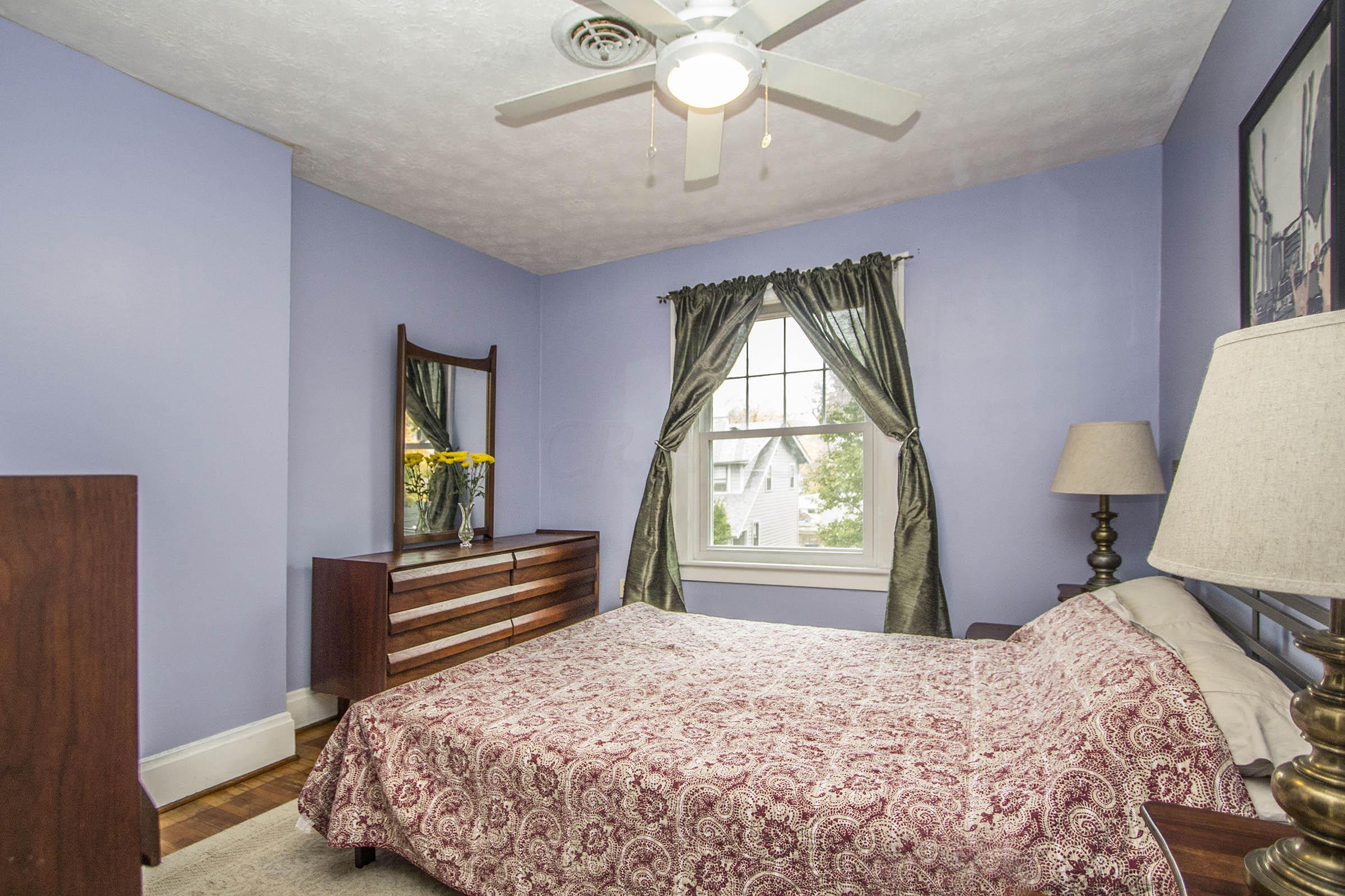 51 East Pacemont Road Columbus, OH 43202 - Photo 26 of 42