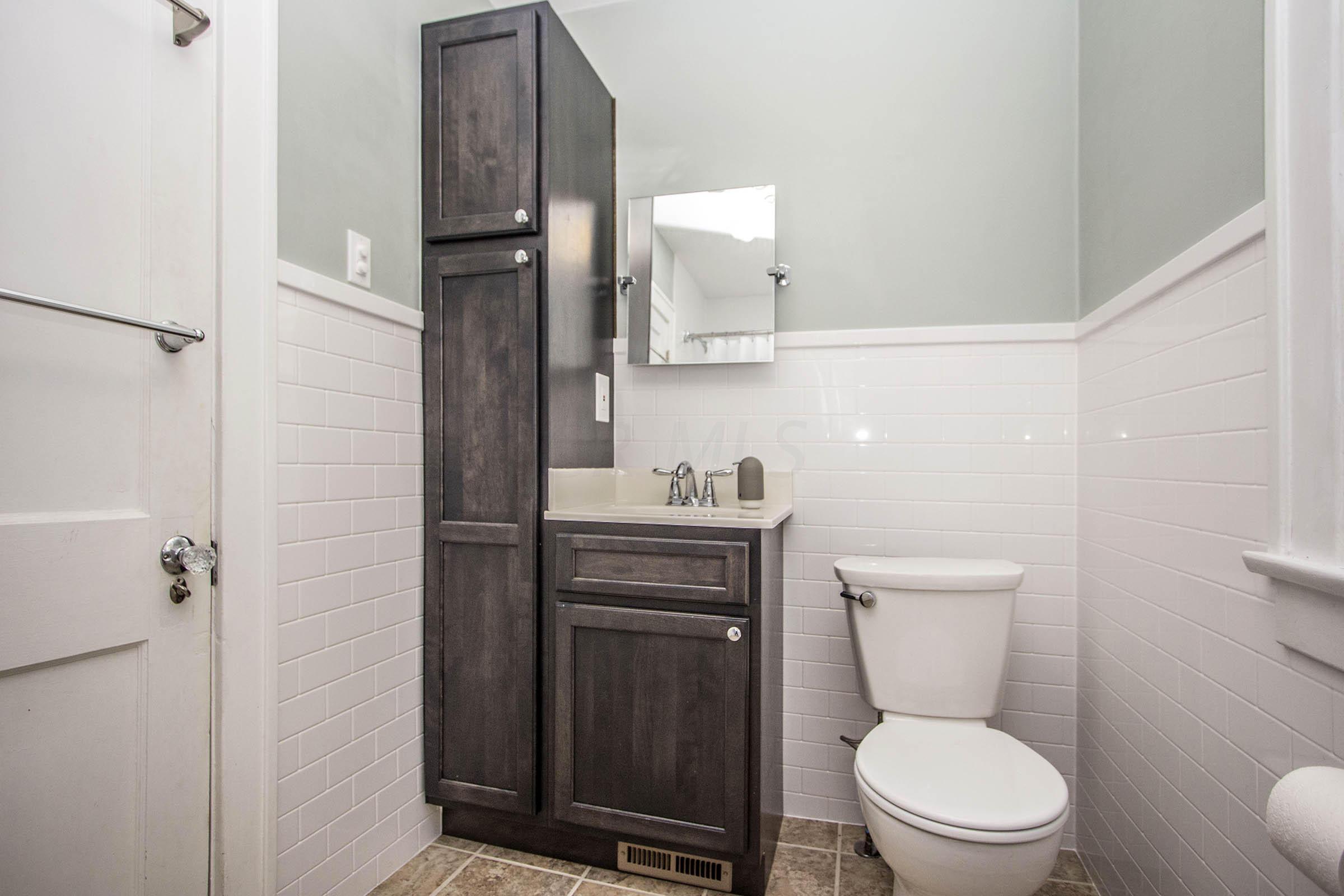 51 East Pacemont Road Columbus, OH 43202 - Photo 33 of 42