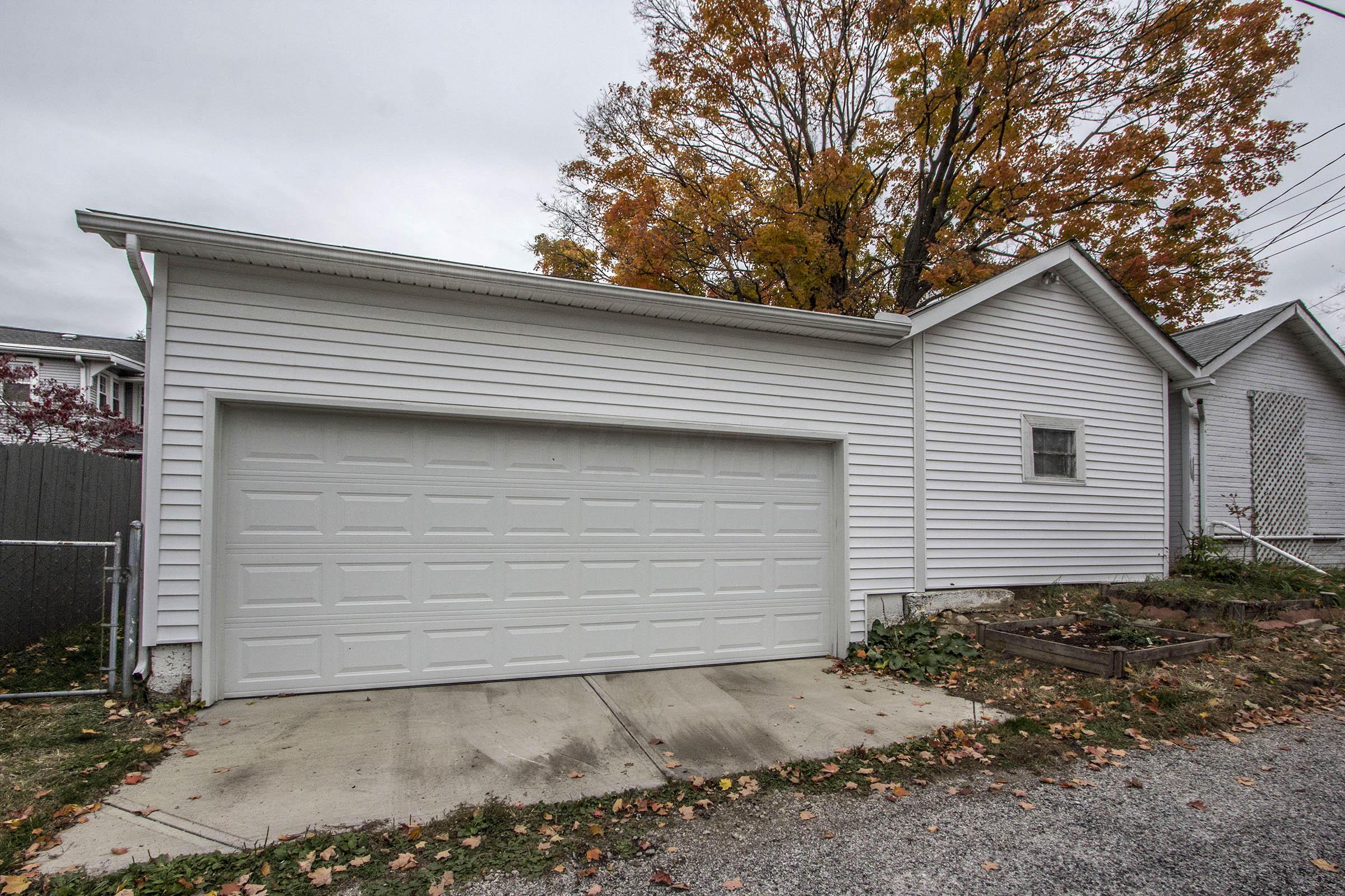 51 East Pacemont Road Columbus, OH 43202 - Photo 39 of 42