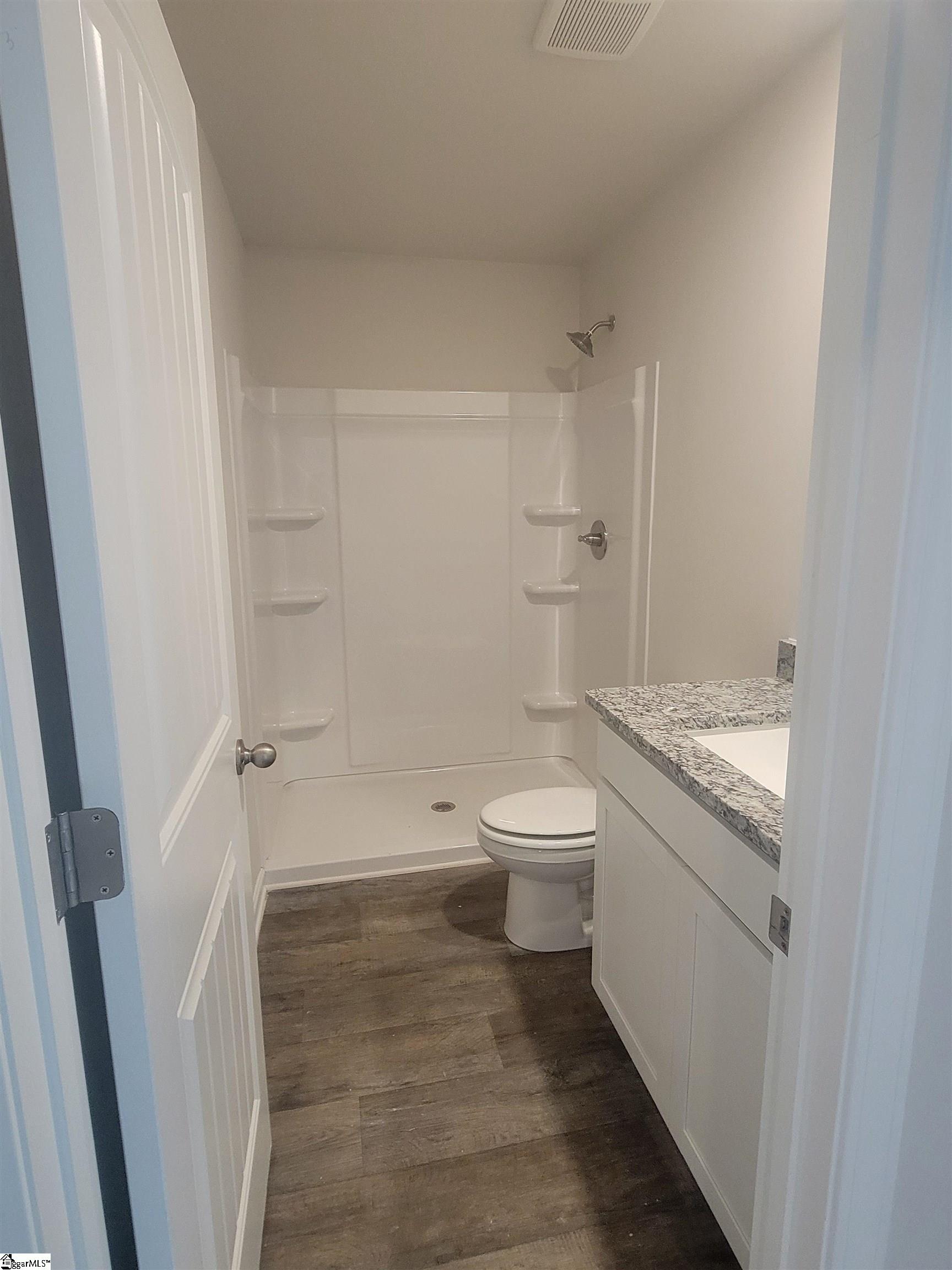 216 Green Pasture Road Fountain Inn, SC 29644 - Photo 16 of 19 Full bathroom next to Flex Room on the first floor .
