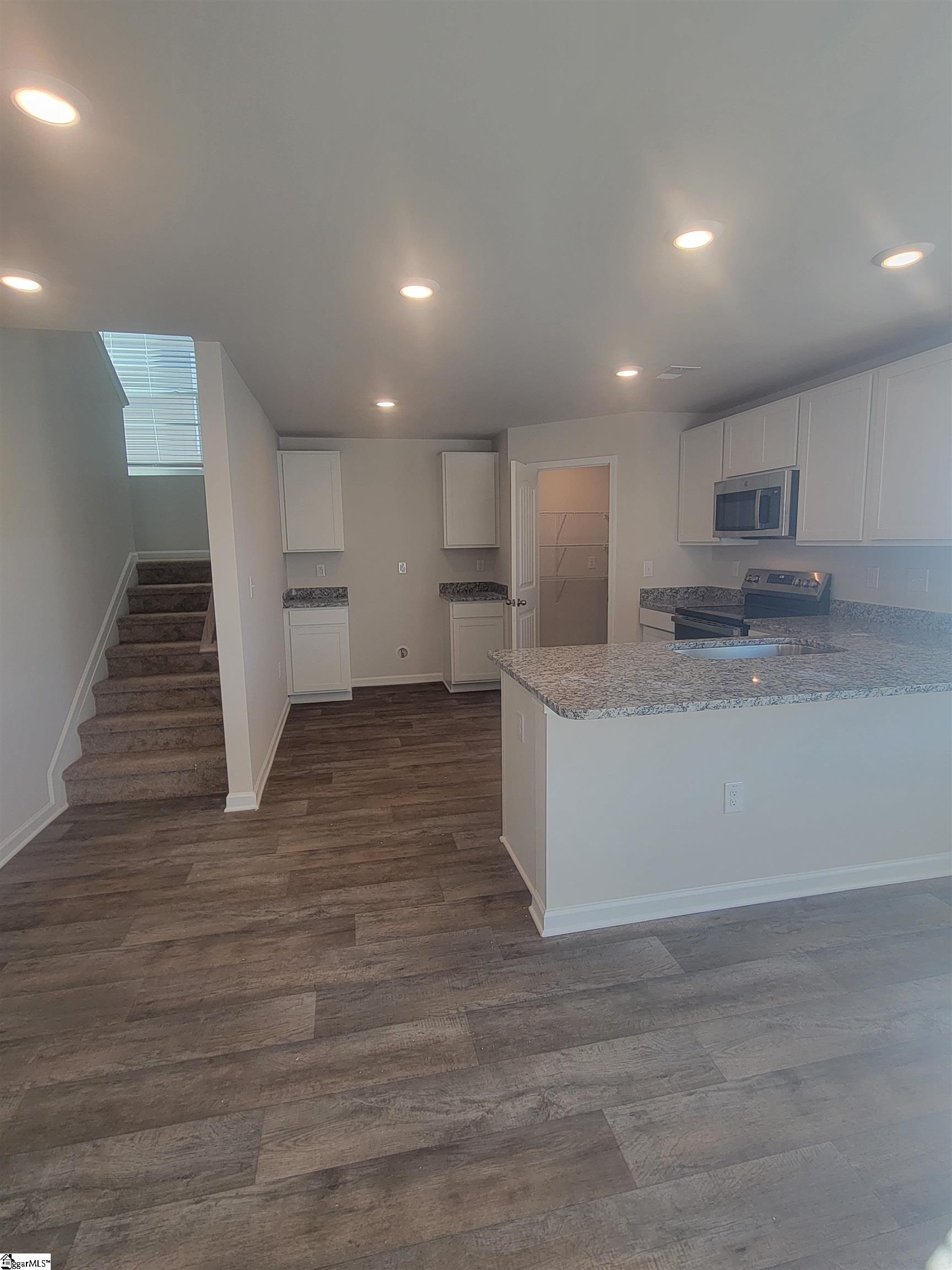 216 Green Pasture Road Fountain Inn, SC 29644 - Photo 10 of 19 Gallery Image 10