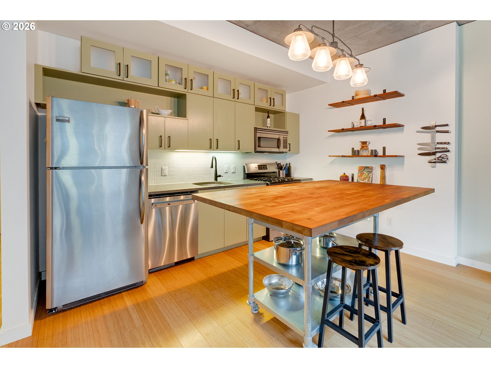 1234 Southwest 18th Avenue, Unit 206 Portland, OR 97205 - Photo 14 of 32
