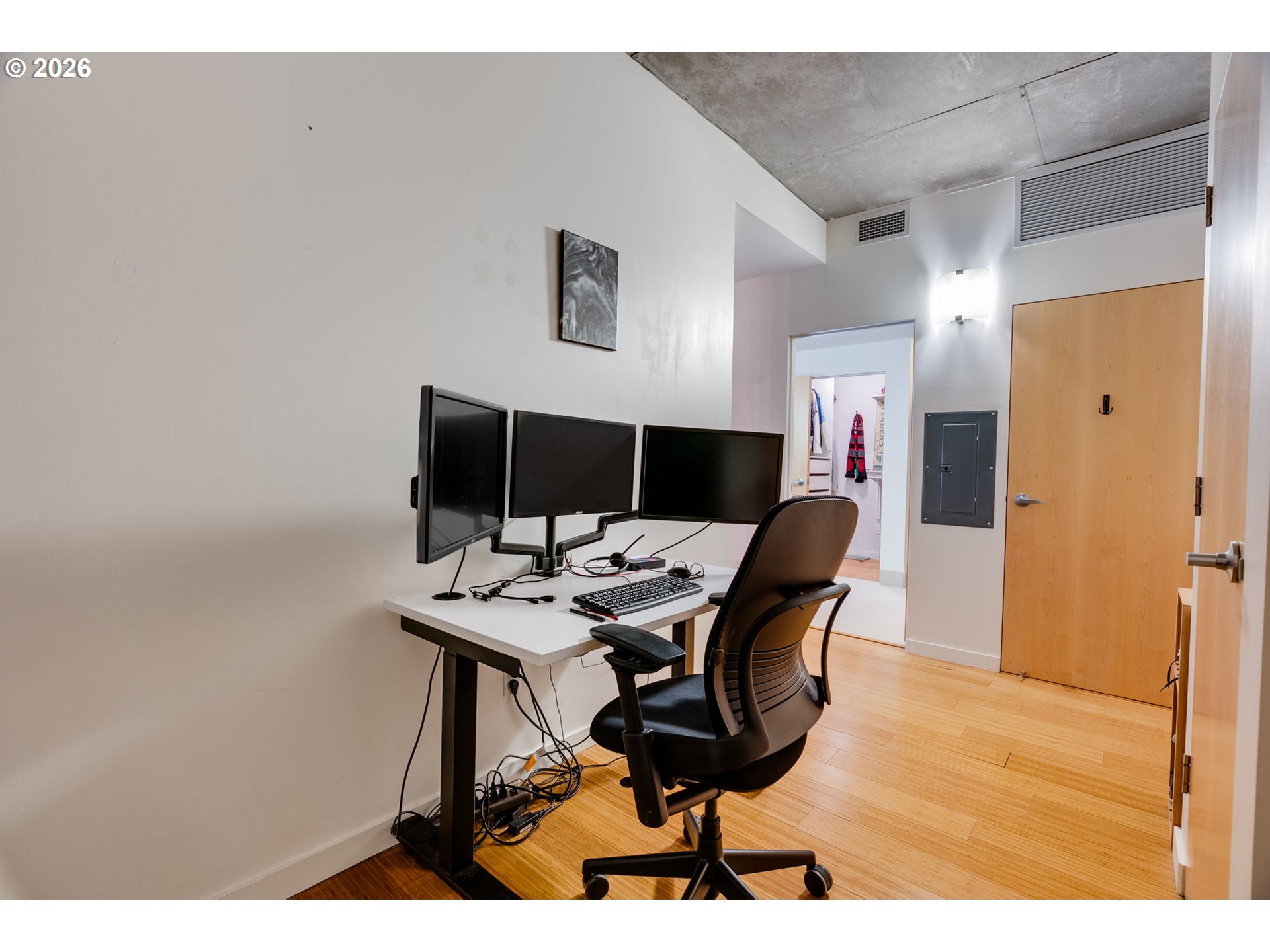 1234 Southwest 18th Avenue, Unit 206 Portland, OR 97205 - Photo 6 of 32