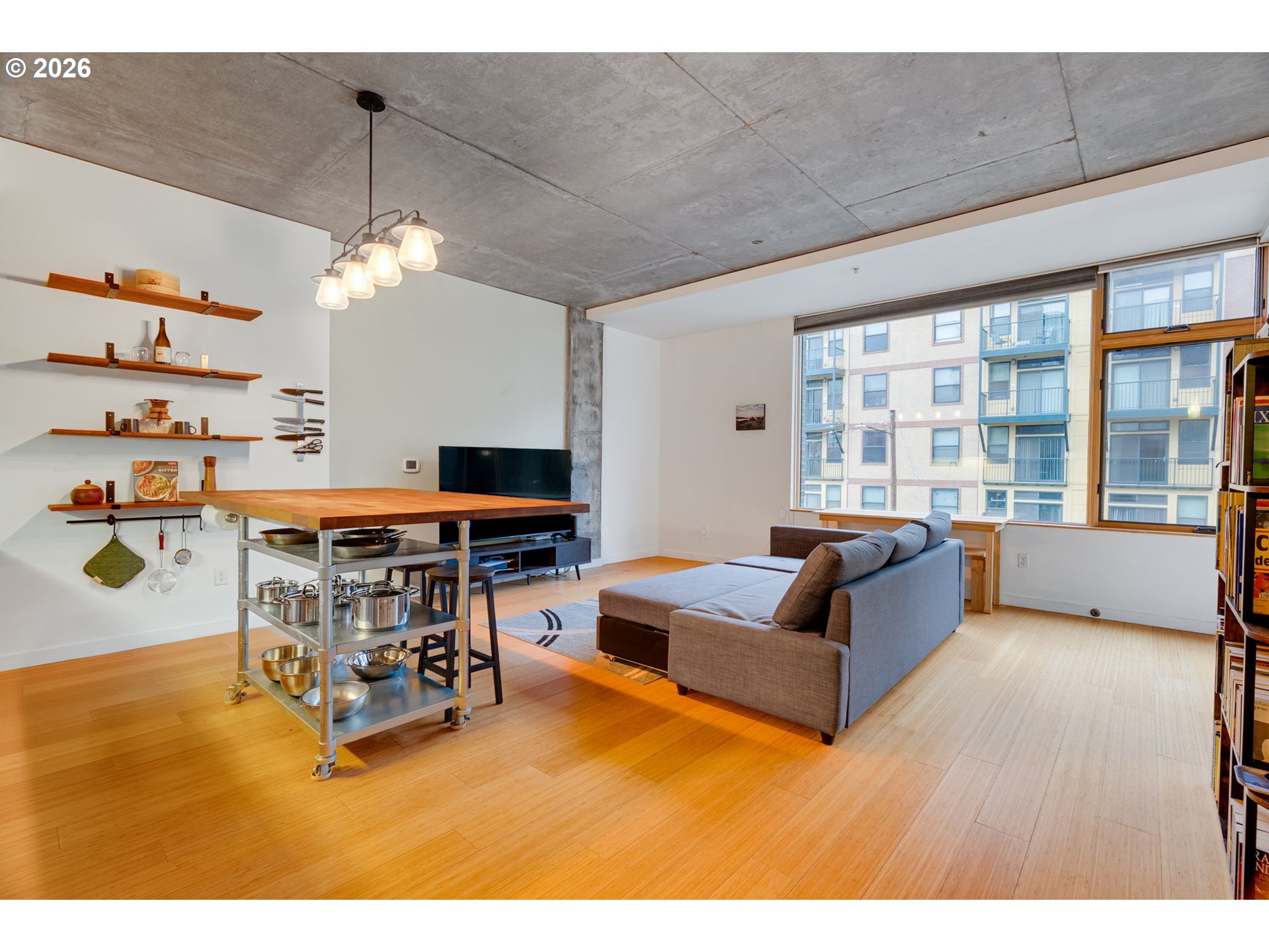 1234 Southwest 18th Avenue, Unit 206 Portland, OR 97205 - Photo 7 of 32