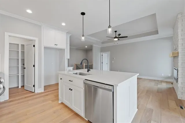 $395,000 | 24974 West 94th Place, Lenexa, KS 66227