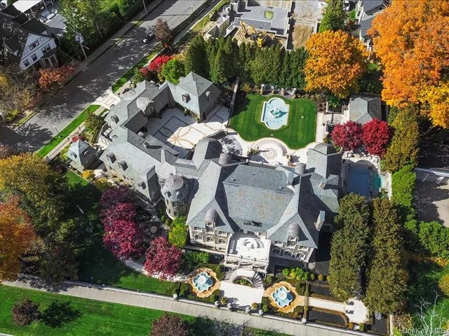 a view of an entryway with a rug