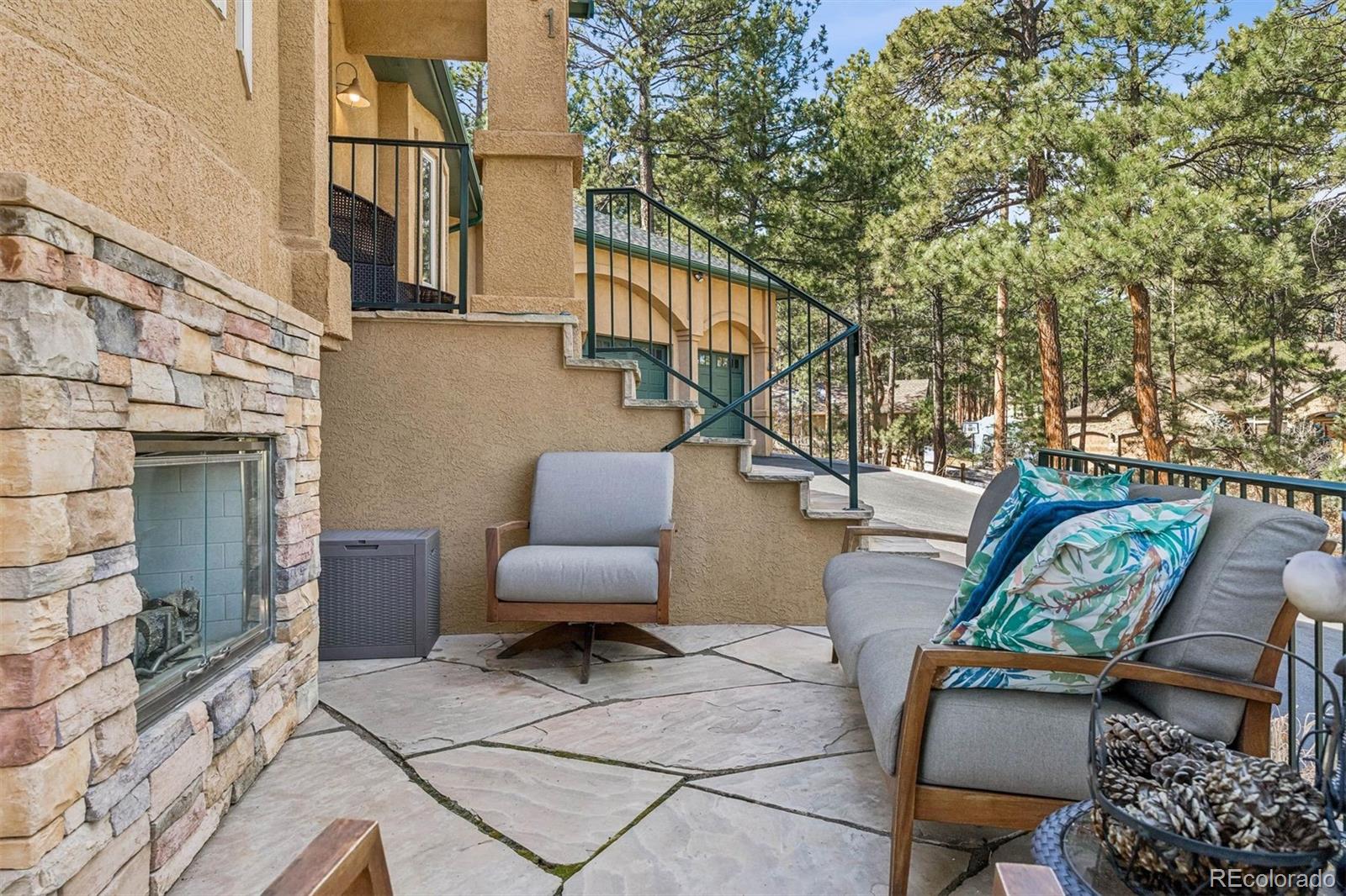 8181 Inca Road Larkspur, CO 80118 - Photo 33 of 36 Gallery Image 33