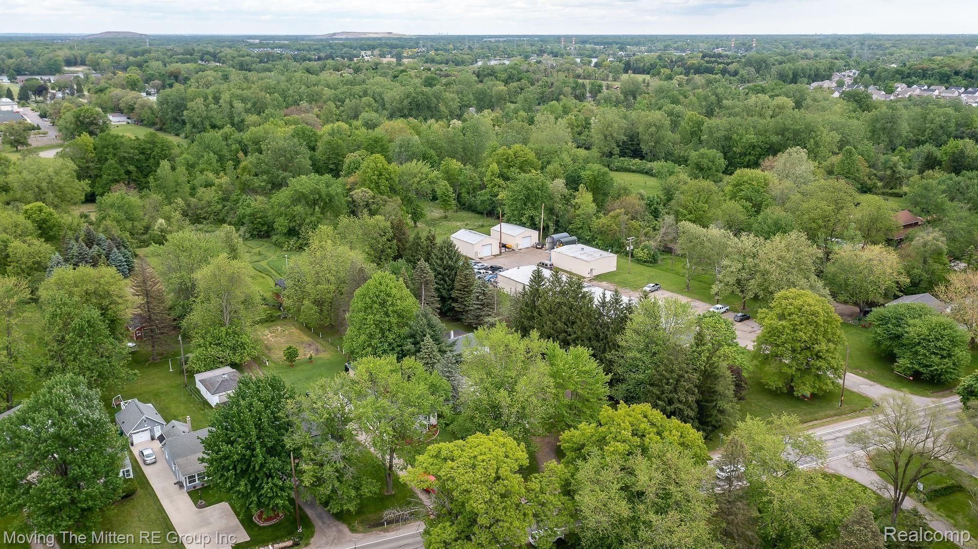 841 Savage Road Belleville, MI 48111 - Photo 49 of 49 45.jpg