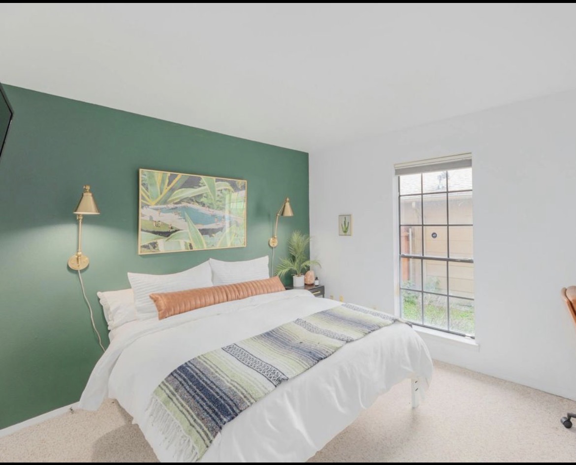 8925 North Plaza, Unit 69 Austin, TX 78753 - Photo 16 of 29 Bedroom featuring carpet