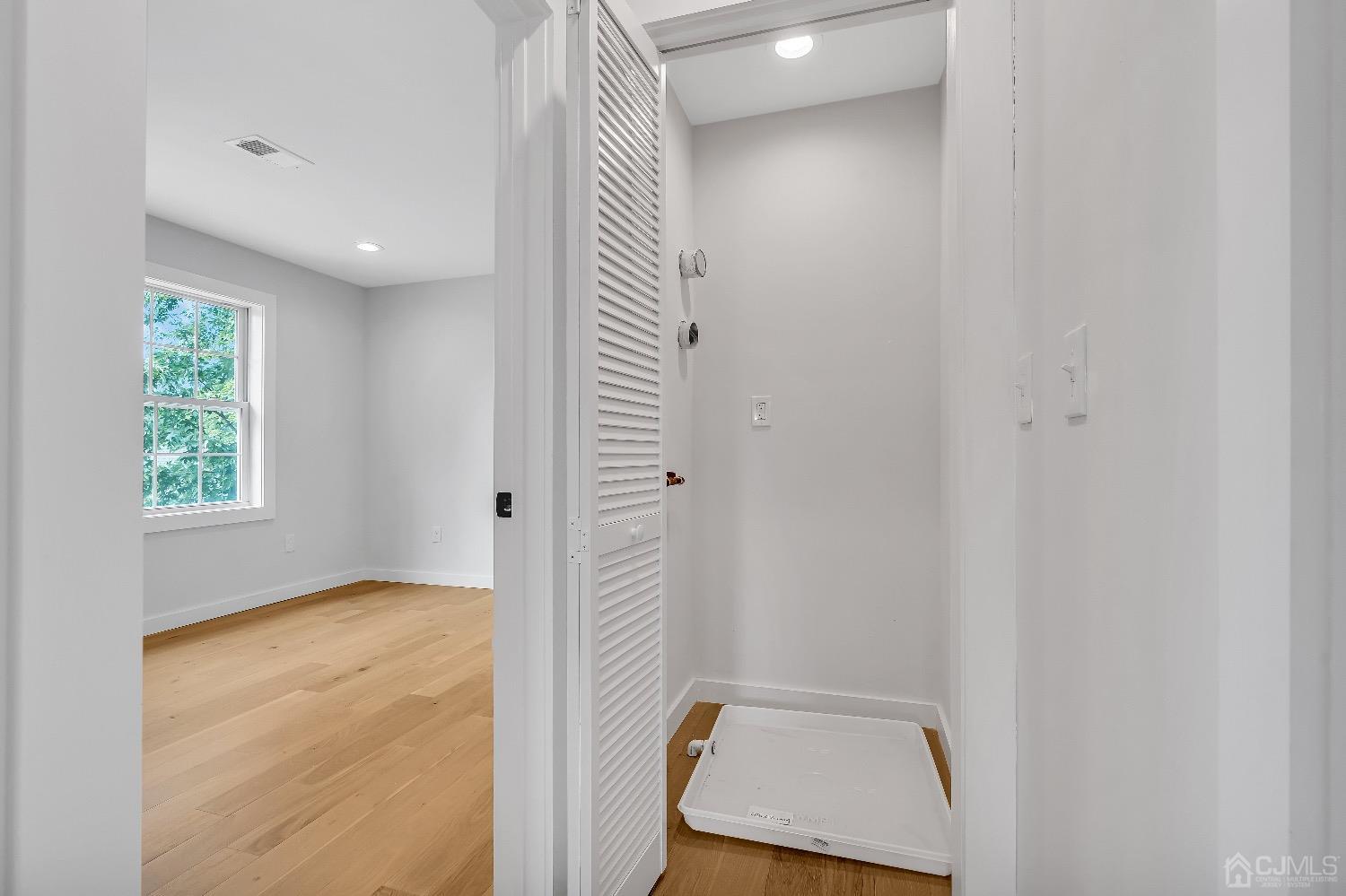 37 Parkerson Road Edison, NJ 08817 - Photo 33 of 42