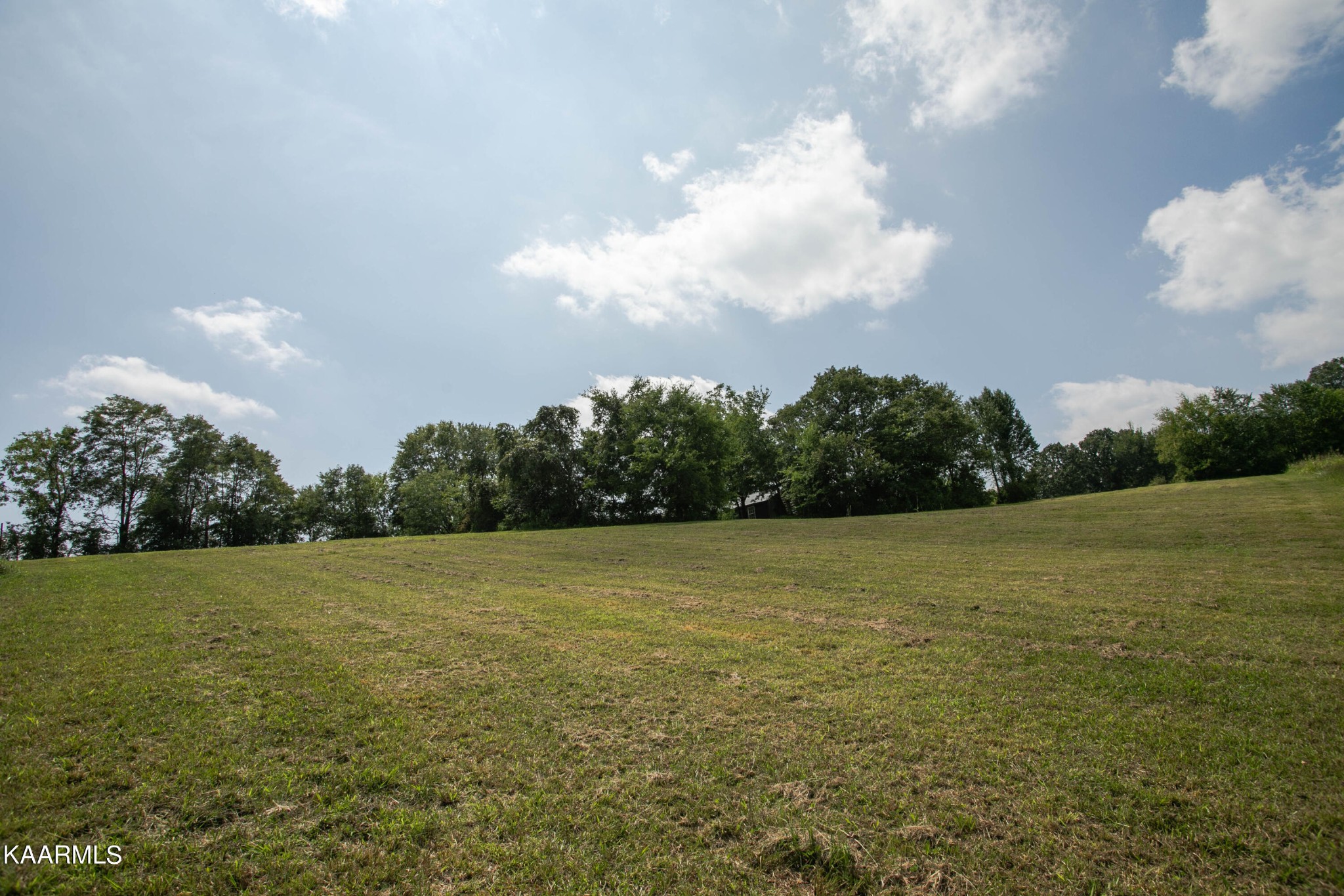 1735 Redwing Lane New Market, TN 37820 - Photo 31 of 33 a view of an ocean and beach