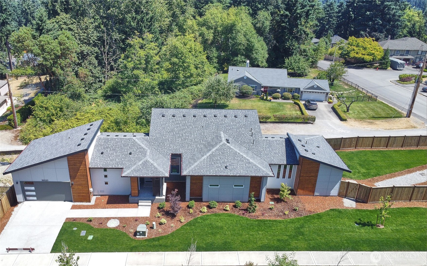 36508 3rd Avenue Southwest, Unit 2 Federal Way, WA 98023 - Photo 34 of 35