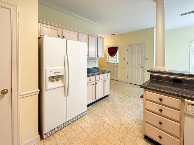 $319,900 | 9054 Chimneyrock Blvd., Cordova, TN 38016