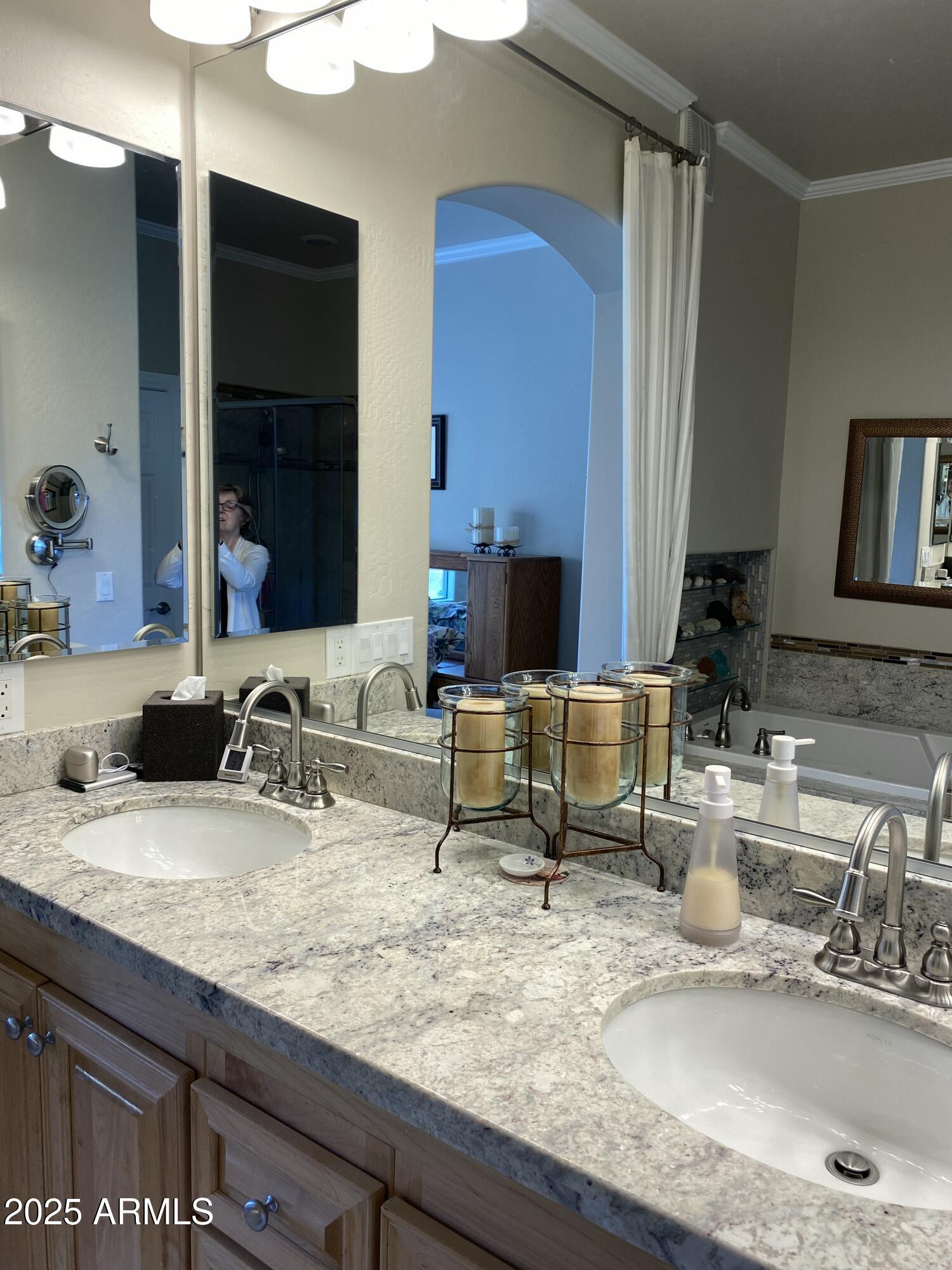 4777 South Fulton Ranch Boulevard, Unit 1074 Chandler, AZ 85248 - Photo 8 of 28 a kitchen with a sink and a window