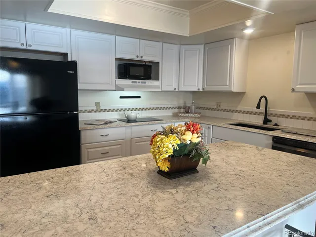 $1,900 | 13890 East Marina Drive, Unit 604, Aurora, CO 80014