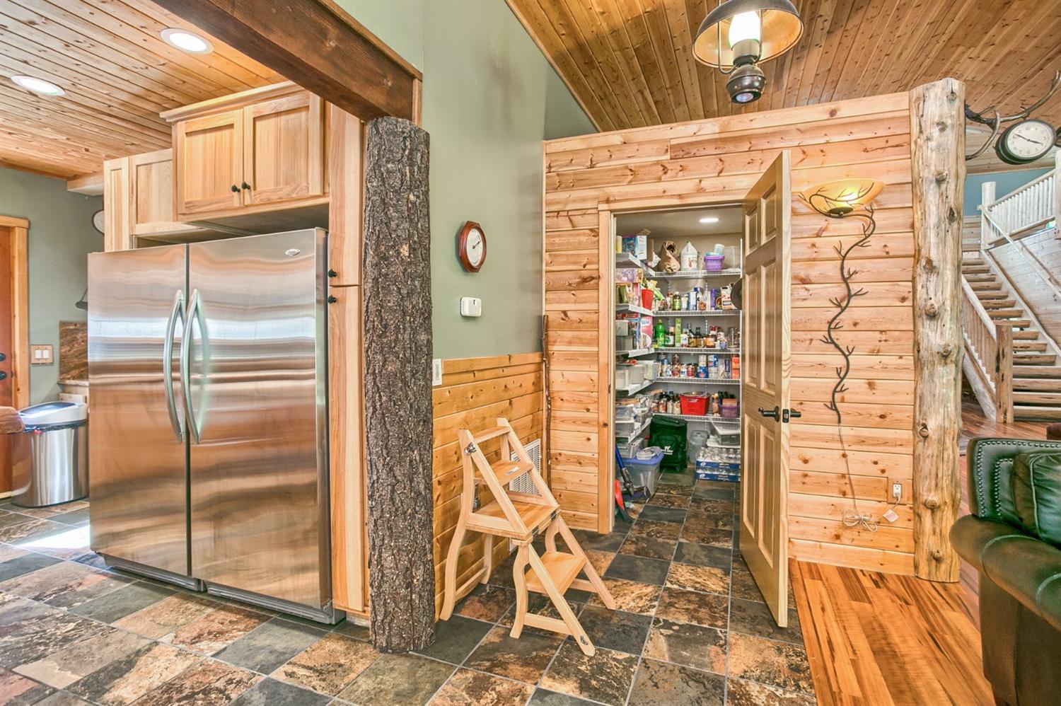 500 East Fork Road Williams, OR 97544 - Photo 21 of 35 Additional Photo