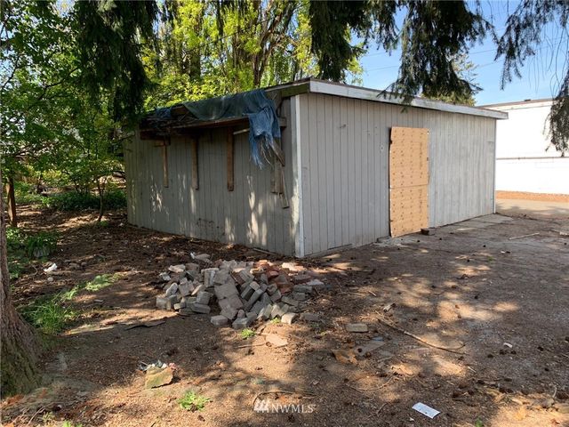 a backyard of a house