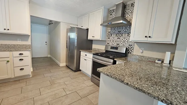 $1,690 | 4405 Alice Street, Houston, TX 77021